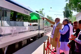 PM Modi flags off Vande Bharat Express train from Una