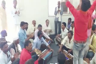 ajay tandon playing music instrument