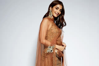 actor pooja hegde