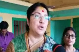 Locket Chatterjee Alleges Police working for ruling party Trinamool Congress