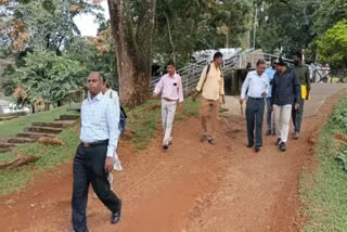 Mullapperiyar Dam  Mullapperiyar Dam Subcommittee  Mullapperiyar Dam Inspection  മുല്ലപ്പെരിയാർ  മുല്ലപ്പെരിയാര്‍ ഡാം  മുല്ലപ്പെരിയാര്‍ ഡാം അഞ്ചംഗ ഉപസമിതി  കുമളി  കേന്ദ്ര ജലക്കമ്മീഷൻ എക്‌സിക്യൂട്ടീവ് എൻജിനീയർ  കേരള ജലവിഭവ വകുപ്പ്