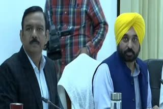 Punjab, Haryana chief ministers meet over Sutlej Yamuna Link canal issue