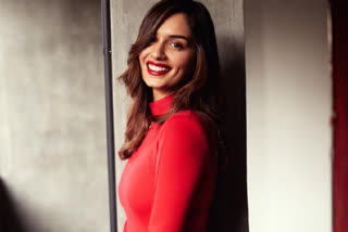 Manushi Chhillar Photos