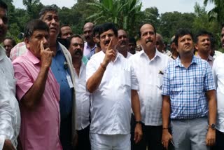 areca-leaf-dot-disease-free-drug-distribution-by-govt