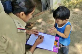 3-year-old reaches police station to complain against his mother, says she hits me and eats all my chocolates