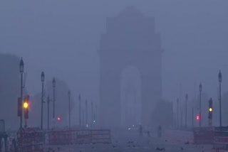 Delhi's air quality poor, Max temp settles at 17.5 deg C