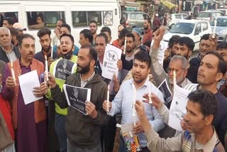 muslims-and-pandits-candle-light-protest-against-pandit-killing-in-kashmir