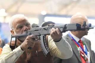 Defence Expo 2022 PM Modi Gujarat Indian Army Defence Minister rajnath Singh DefExpo 2022Etv Bharat