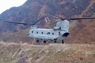 Chinook helicopter drope ATV vehicle