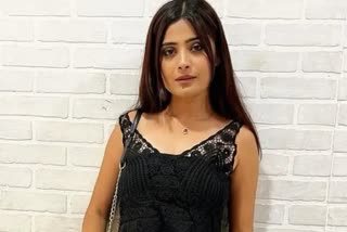 Indore Vaishali Thakkar Suicide