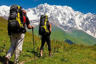 Trekking team stuck in Lal Mati area