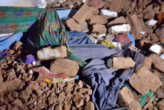 women-died-due-to-house-wall-collapsed-in-haveri