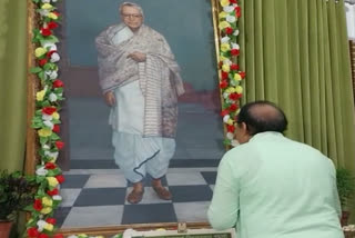 Opposition MLAs skip SS Ray birth anniversary celebration in Assembly; speaker angry