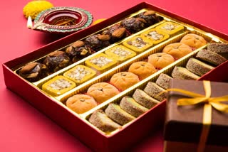 how-to-control-diabetes-while-being-temped-by-sweets-during-diwali
