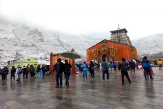 Kedarnath receives fresh spell of snowfall