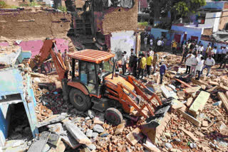 explosion of firecrackers in morena