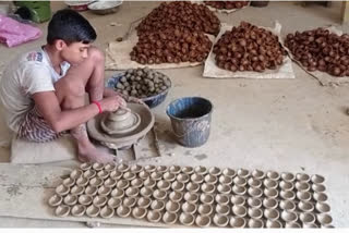 pottery artists of Raha