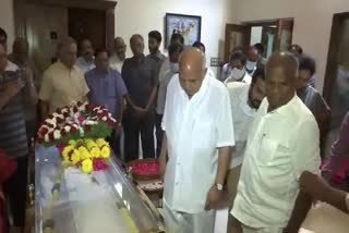 Ramoji Rao paid tributes to Ramamohana Rao