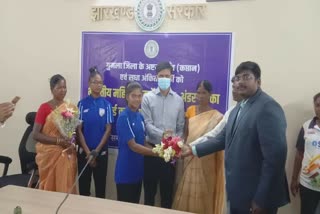 footballer Astam Oraon become Brand ambassador of Kishori Samriddhi Yojana in Gumla