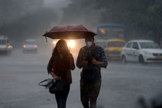 latest Weather report Kerala  Weather update Kerala  Kerala rain  heavy rain Kerala  തുലാവർഷം വെള്ളിയാഴ്‌ചയോടെ കേരളത്തില്‍  തുലാവർഷം  ബംഗാൾ ഉൾക്കടലിലെ തീവ്ര ന്യൂനമർദം  തീവ്ര ന്യൂനമർദം  ന്യൂനമർദം  കേന്ദ്ര കാലാവസ്ഥ വകുപ്പ്