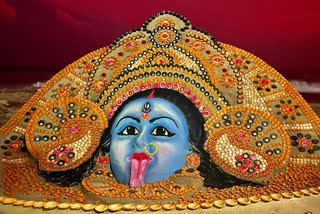 Sudarsan Pattnaik creates Goddess Kali sand art on diwali occasion