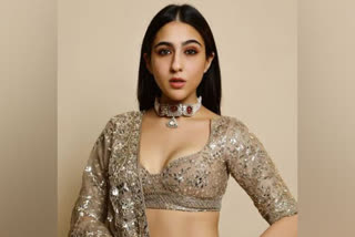 Sara Ali Khan calls Janhvi Kapoor, Ananya Panday "Patakhas" in her latest post