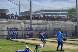 Indian cricketers dont like food in Sydney