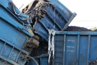 goods train accident in Koderma