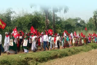 مغربی بنگال میں تعلیم کی بھگوا کرن کے خلاف احتجاج