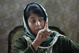 mehbooba-asked-to-vacate-government-bungalow-by-15-nov