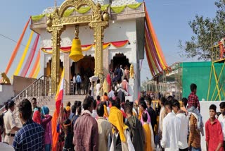 datia ratangarh temple