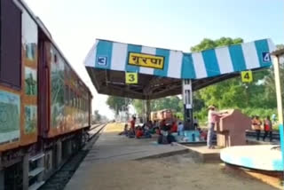 Goods train accident in Gaya after 55 hours down line ready for rail operation on Koderma-Gaya railway line