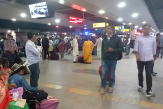 Crowd in Train regarding Chhath Puja