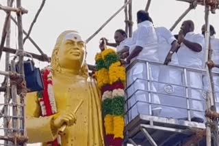 தேவர் ஜெயந்தியை முன்னிட்டு ஈபிஎஸ் தரப்பினர் மரியாதை