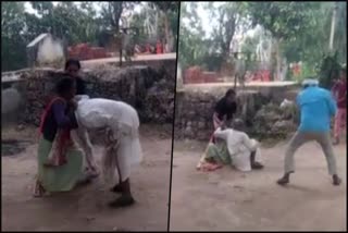 son-beats-up-old-father-with-wife in rajasthan