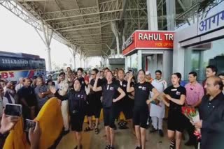 Foreign artists danced at the Raipur airport