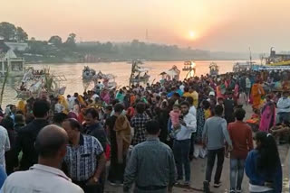 crowd gathered at chhath ghat in mp