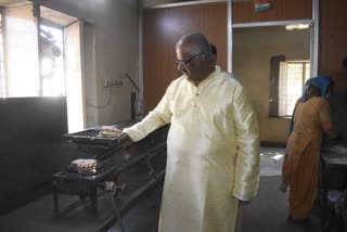 Justice Gopal Krishna Vyas reached Indira Rasoi