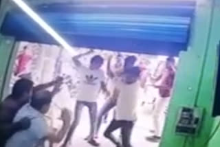miscreants beaten shopkeeper in Bharatpur, CCTV footage viral