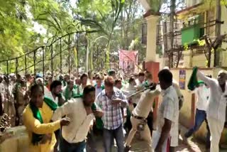 Sugar cane growers lay siege on Dharwad DC office