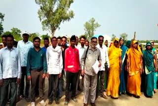 Pav caste People submits memorandum