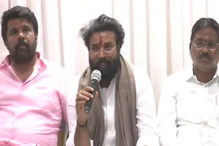 minister-shriramulu-spoke-against-siddaramaiah