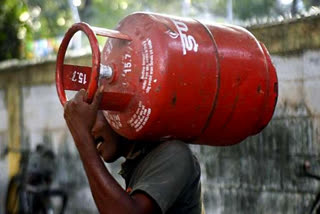 New Delhi Commercial LPG price