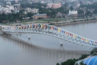 Ahmedabad Civic Body Restricts Number of Visitors in Atal Bridge on Sabarmati River