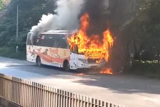 Bus catches fire in Pune