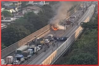 Car Fire in Mumbai