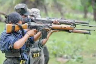 Security forces ready for a final strike against Maoists in Jharkhand's Kolhan