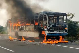 Bus catches fire near Amravati, major disaster averted