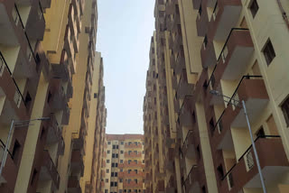 Modi will hand over 3024 flats to slum dwellers