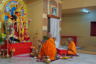 See Pics of Jagaddhatri Puja in Belur Math